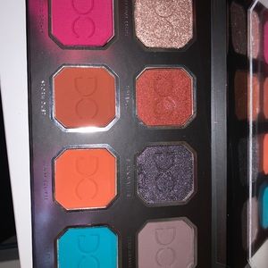 Brand new Dominique Cosmetics eyeshadow palette!